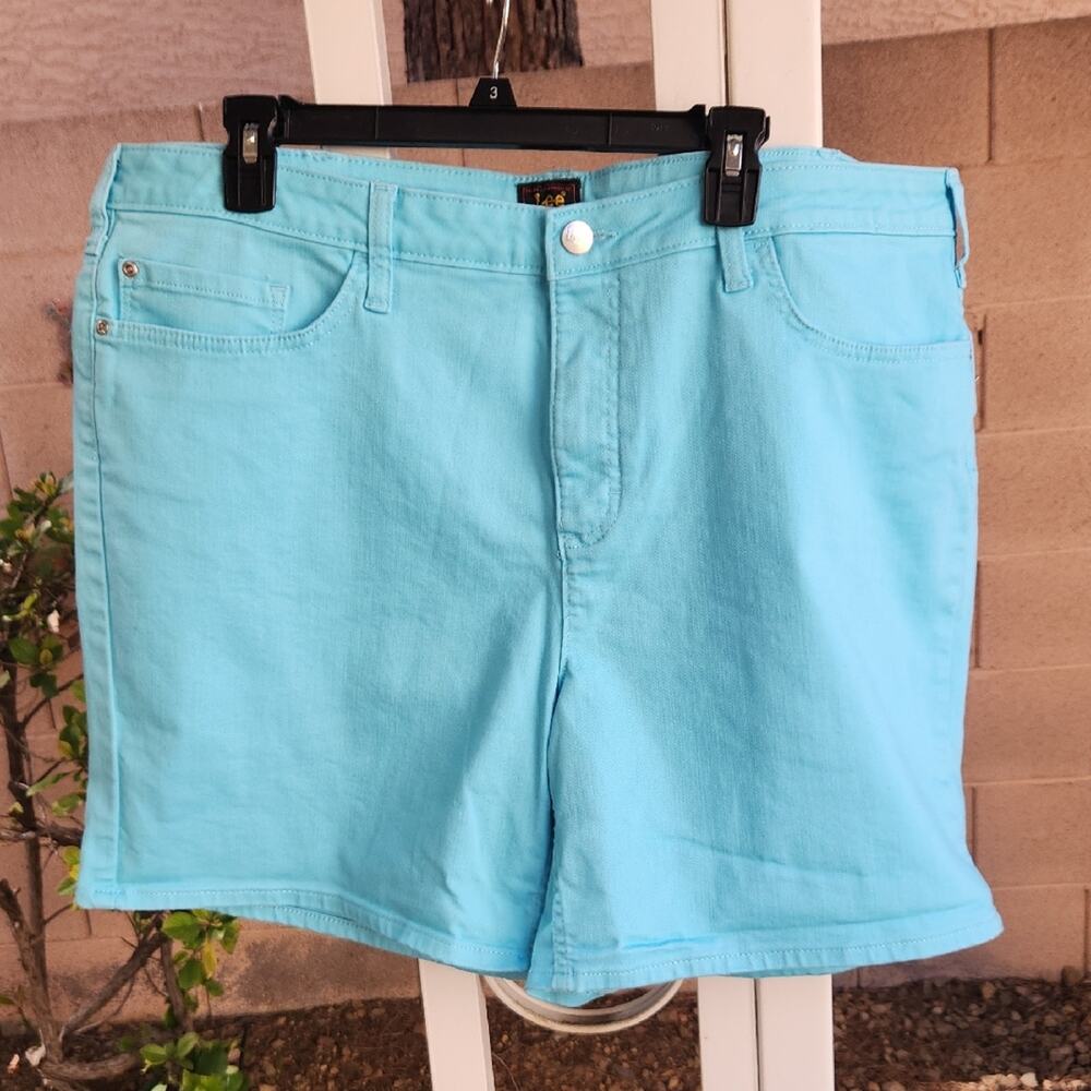 Lee Premium Quality Light Blue Denim shorts women's 22